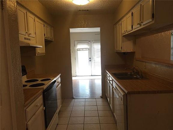 5th image of 836 Pine Mountain Dr