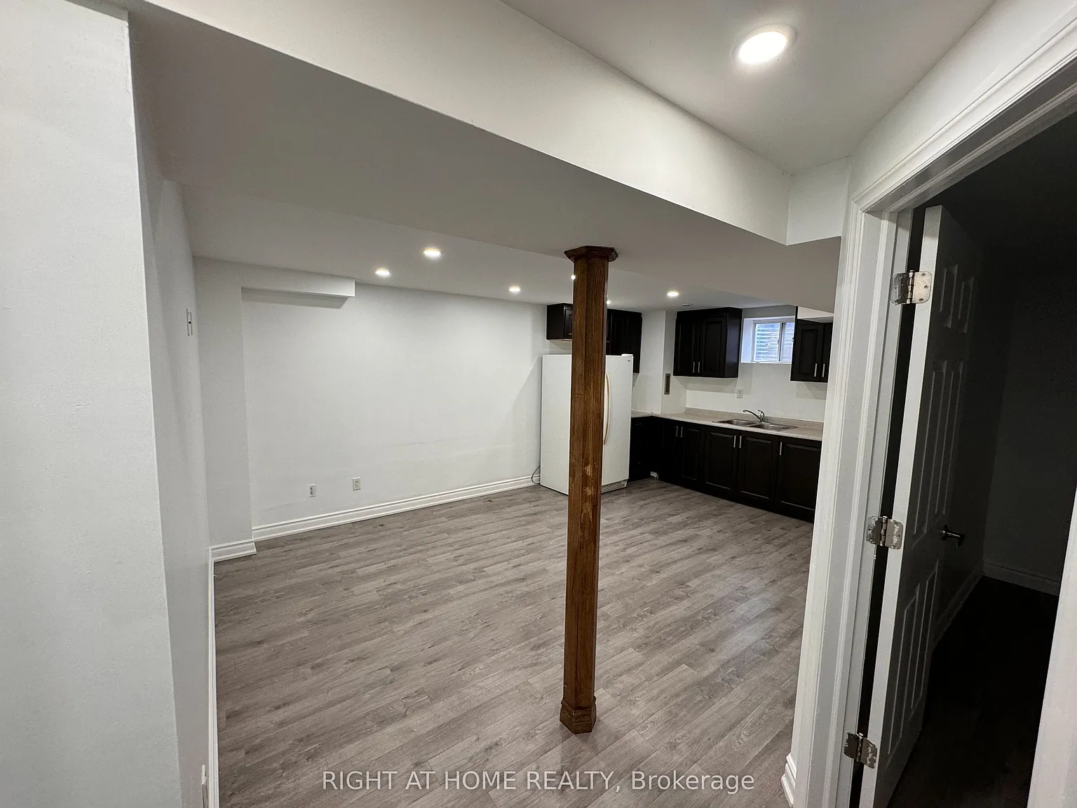 2 bed, $1,700 — Photo 4