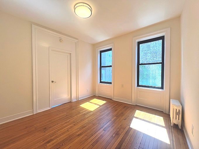 1st image of 115 Washington Ave #22