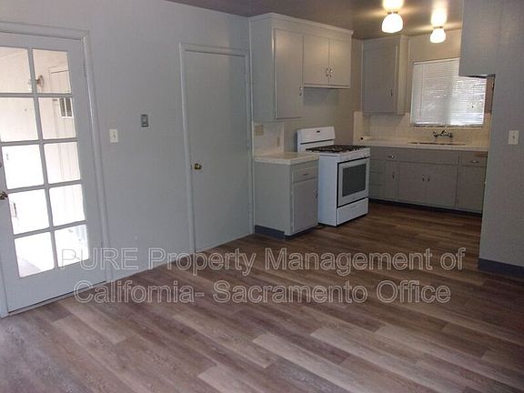 5th image of 5416 McGlashan St