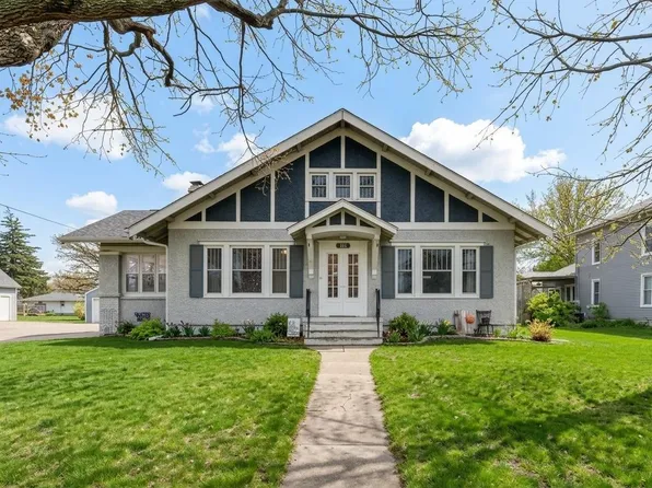 105 W Rippey Ave, Baxter, IA 50028