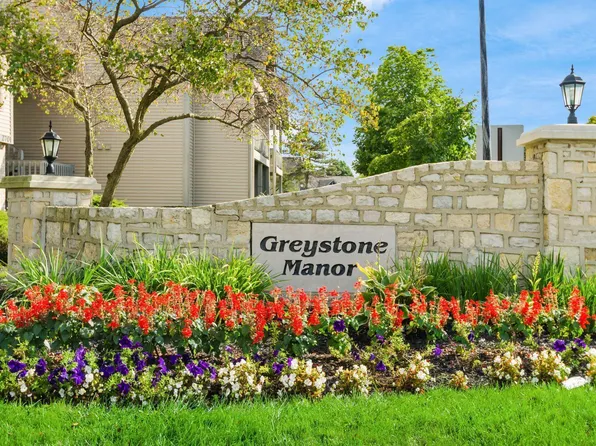 5316 Darlington Rd APT E, Columbus, OH 43220