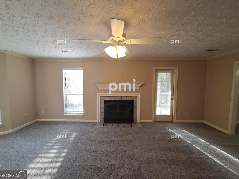160 Braelinn Ct — Photo 5