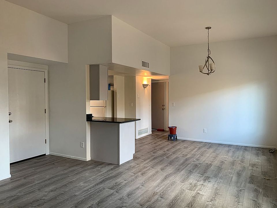 1st image of 4438 W Pyracantha Dr