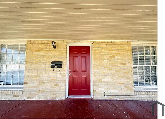 2 bed, 962 sqft, $1,350 — Photo 2