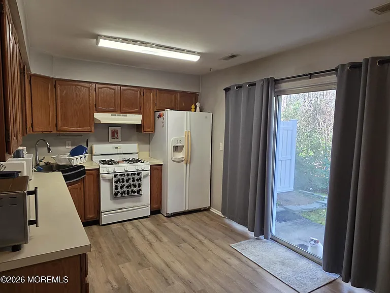 421 Ibis Ct — Photo 4
