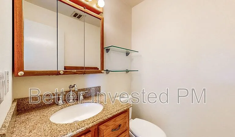 848 Sprucewood Ct — Photo 38