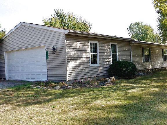 3rd image of 5907 Earlham Dr