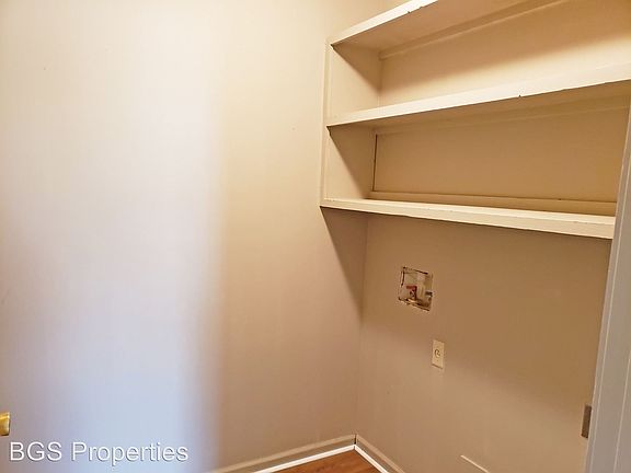 5th image of 1013 Tucker St
