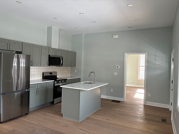 2nd image of 408 S East St #B