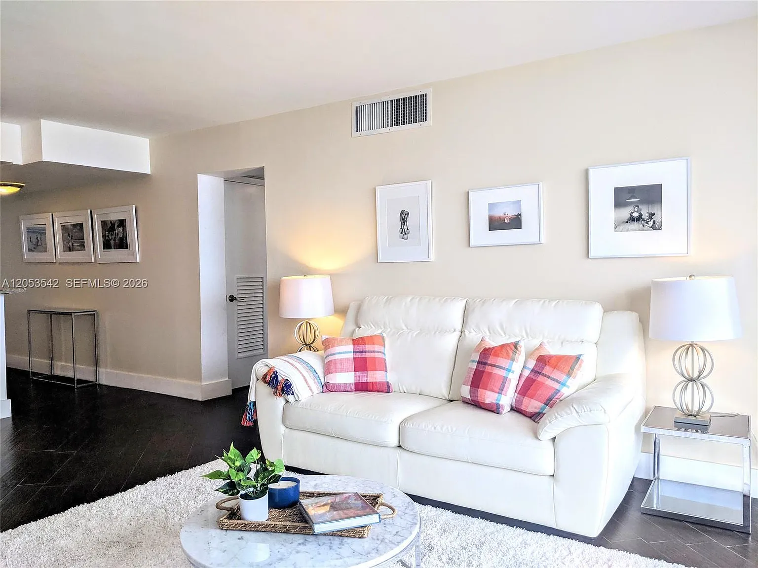 Island Terrace Condo — Photo 4