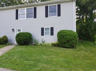 21 Maybrey Dr, Westerly, RI 02891