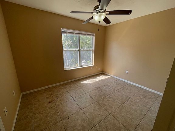 3rd image of 120 NW 8th St APT 1