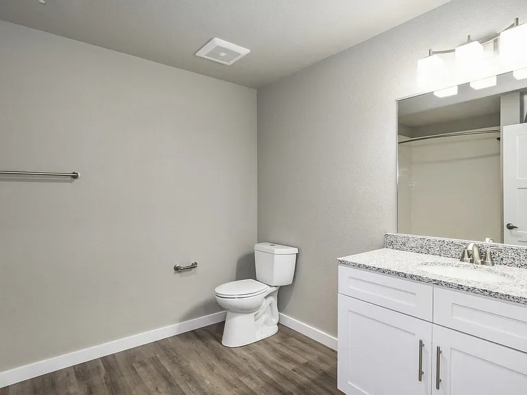 Stillwater Crossing Apartments — Photo 67