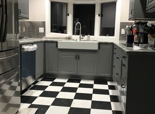124 Oak Ct, Menlo Park, CA 94025