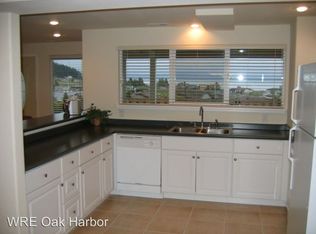 2235 Cove Dr, Oak Harbor, WA 98277