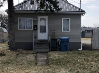 819 Hartman Ave, Waterloo, IA 50701