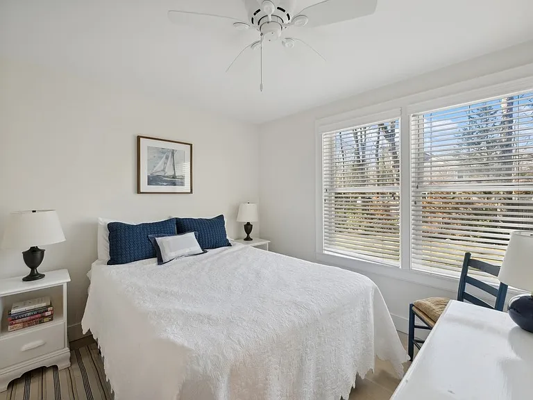 19 Lafayette Pl — Photo 12