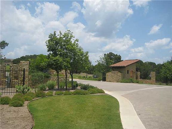 2nd image of 4000 Verano Dr