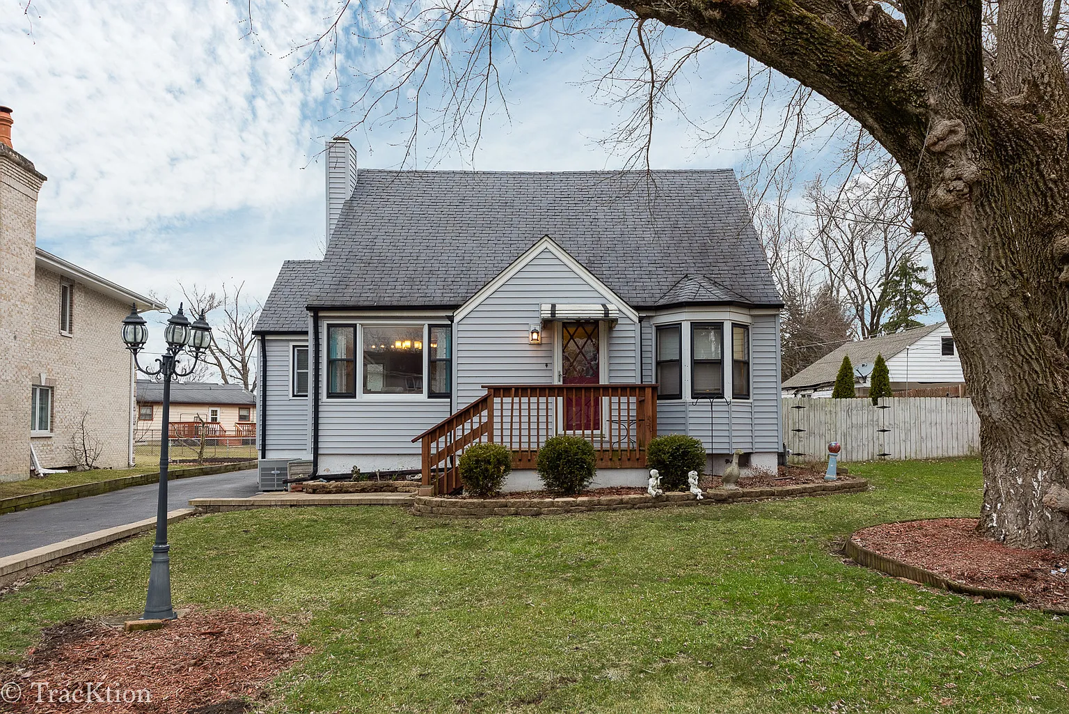 319 Central Ave photo 1