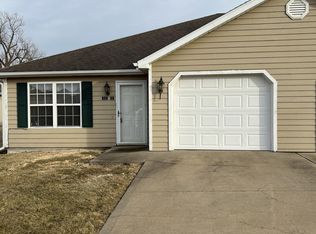 123 SE 1171st Rd APT 1, Knob Noster, MO 65336