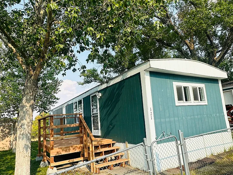 121 Coleman Ln — Photo 6