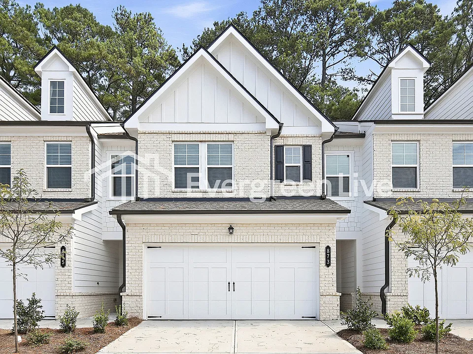 873 Rainwater Trce