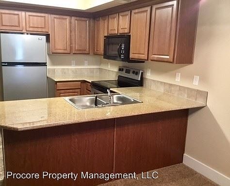 3rd image of 9998 W Rosecroft Ct Unit 102