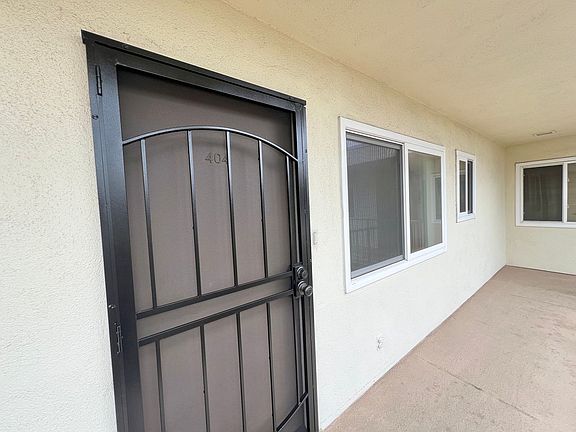 3rd image of 2055 E Broadway #404