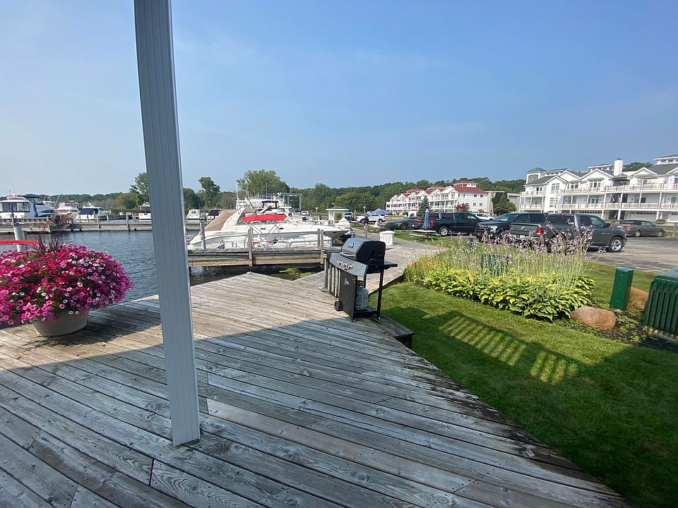 8542 Ellenwood Dr Montague MI Zillow