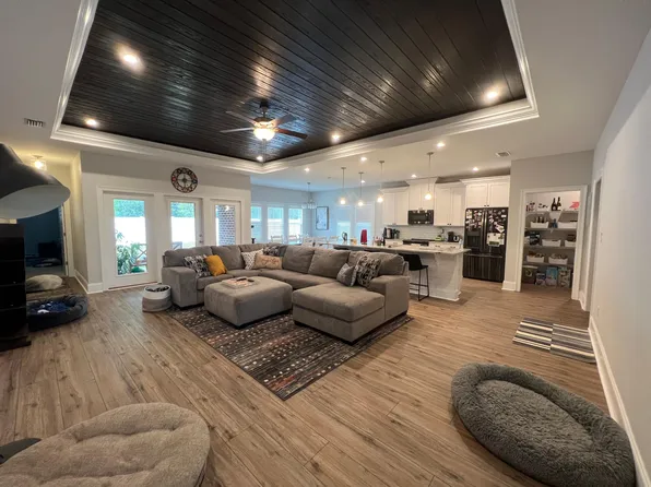 4378 Honeymoon Ct, Tallahassee, FL 32303