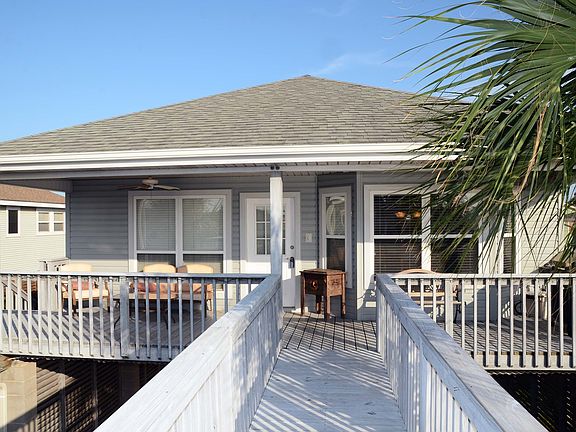 2nd image of 57 Tarpon St