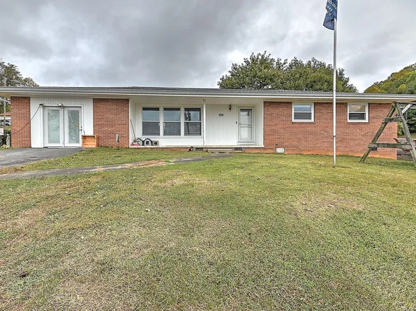 203 Church St, Weber City, VA 24290