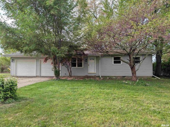 205 James Pkwy, Washington, IL 61571