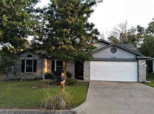 1733 E Stearns St, Fayetteville, AR 72703