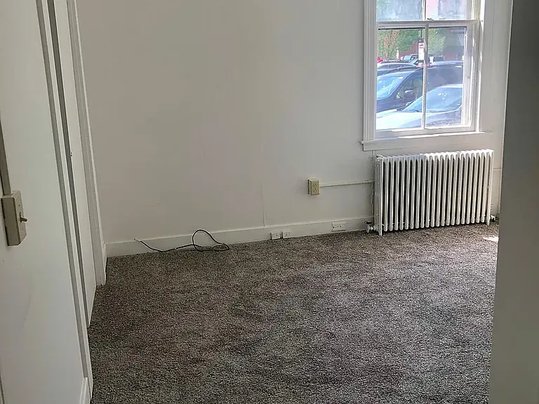14 Clarke St #3 — Photo 8