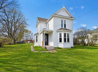 150 Broadway Ave S, Cokato, MN 55321
