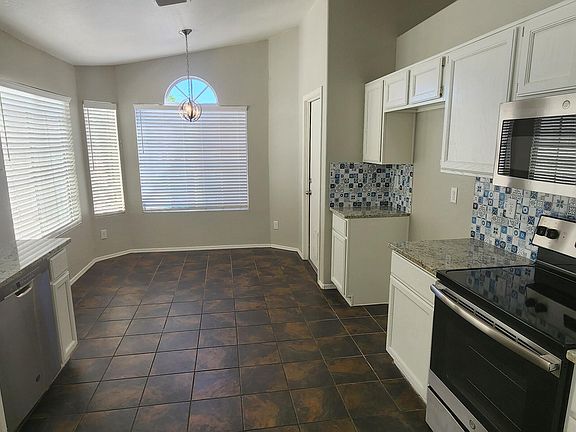 3rd image of 3424 W Millwheel Ln
