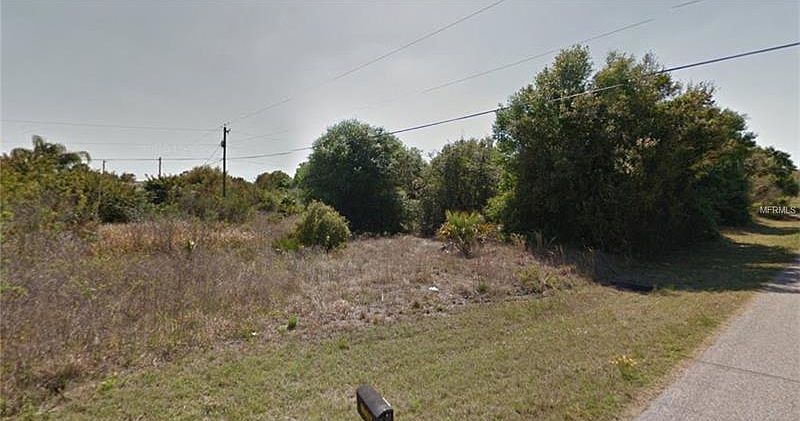 1st image of 22325 Hallstead Ave