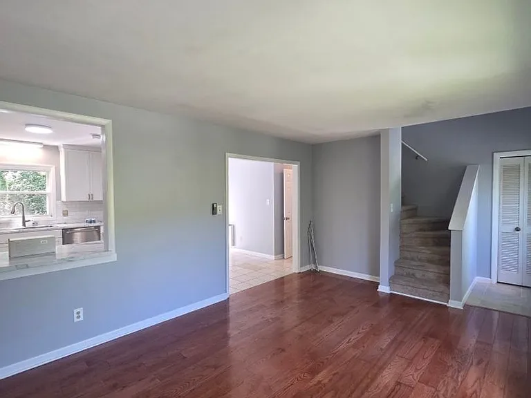 1015 S Country Club Dr — Photo 11