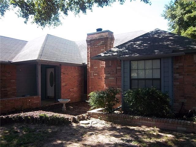 1st image of 216 Timber Creek Dr