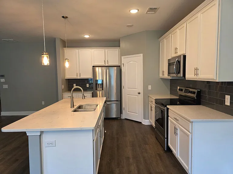 130 Clover Point Cir — Photo 8