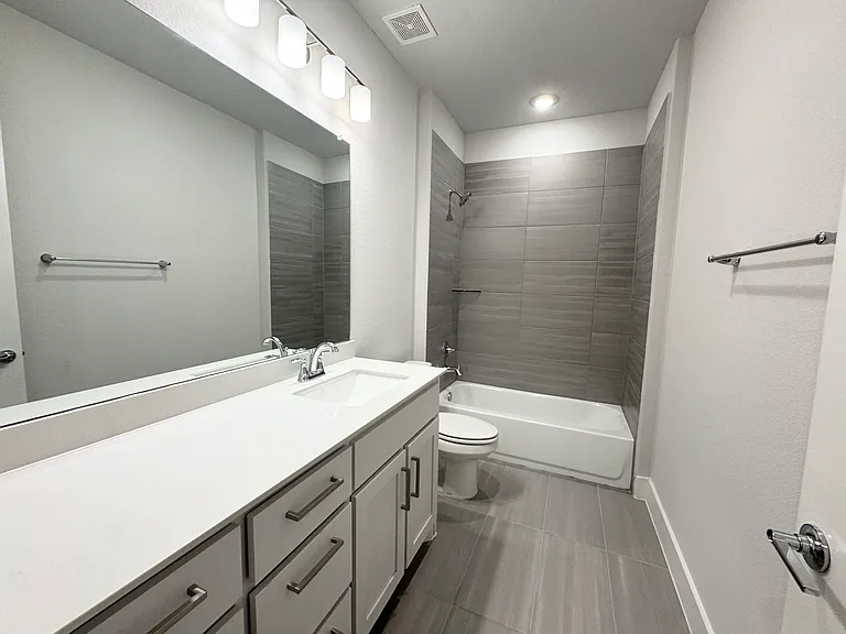 8103 Emsworth Dr — Photo 14