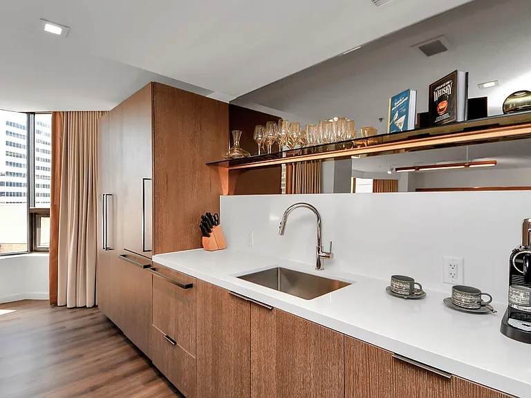 1300 Lamar St #S9 — Photo 30