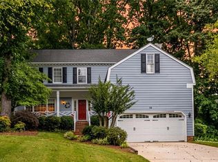 14 Country Woods Ct, Greensboro, NC 27410