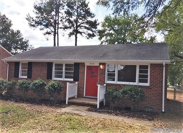 1st image of 642 Labrook Dr