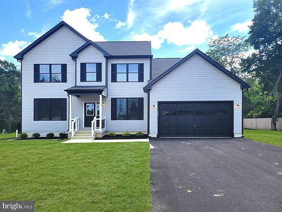 3rd image of 103 Heatherwood Dr