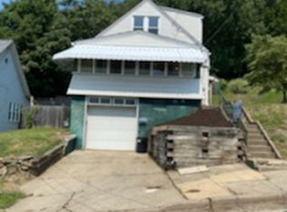 811 Zimmerman St, Jeannette, PA 15644