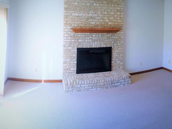 3rd image of 3516 Greywolfe Dr