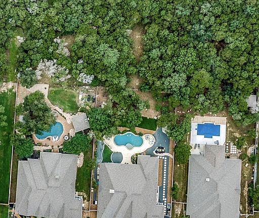 3rd image of 963 Wilderness Oaks
